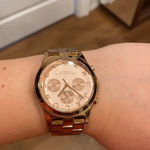 Rose gold Marc jacobs watch